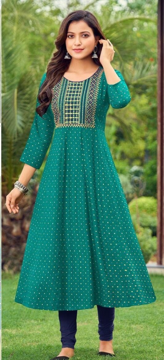 Embroidery Kurti With Leggings