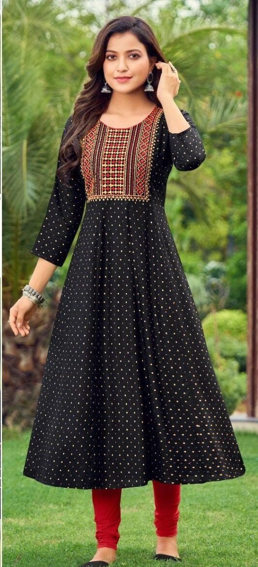 Embroidery Kurti With Leggings