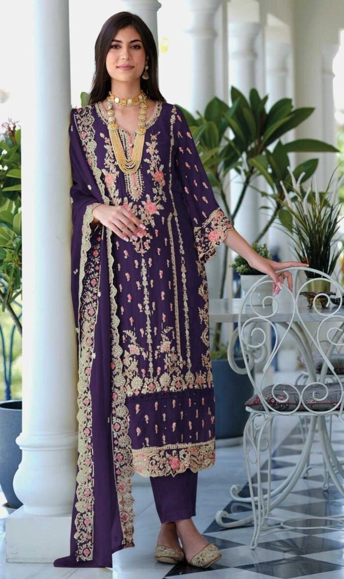 Pakistani Design Embroidered Kameez